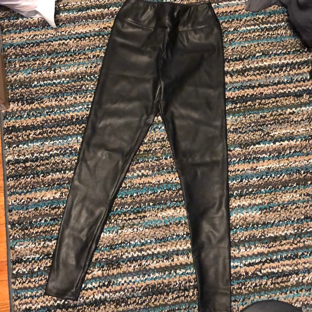 Black leather pants never worn w tags on